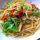 野菜たっぷりパスタ☆ベーコンレタスのぺペロンチーノ